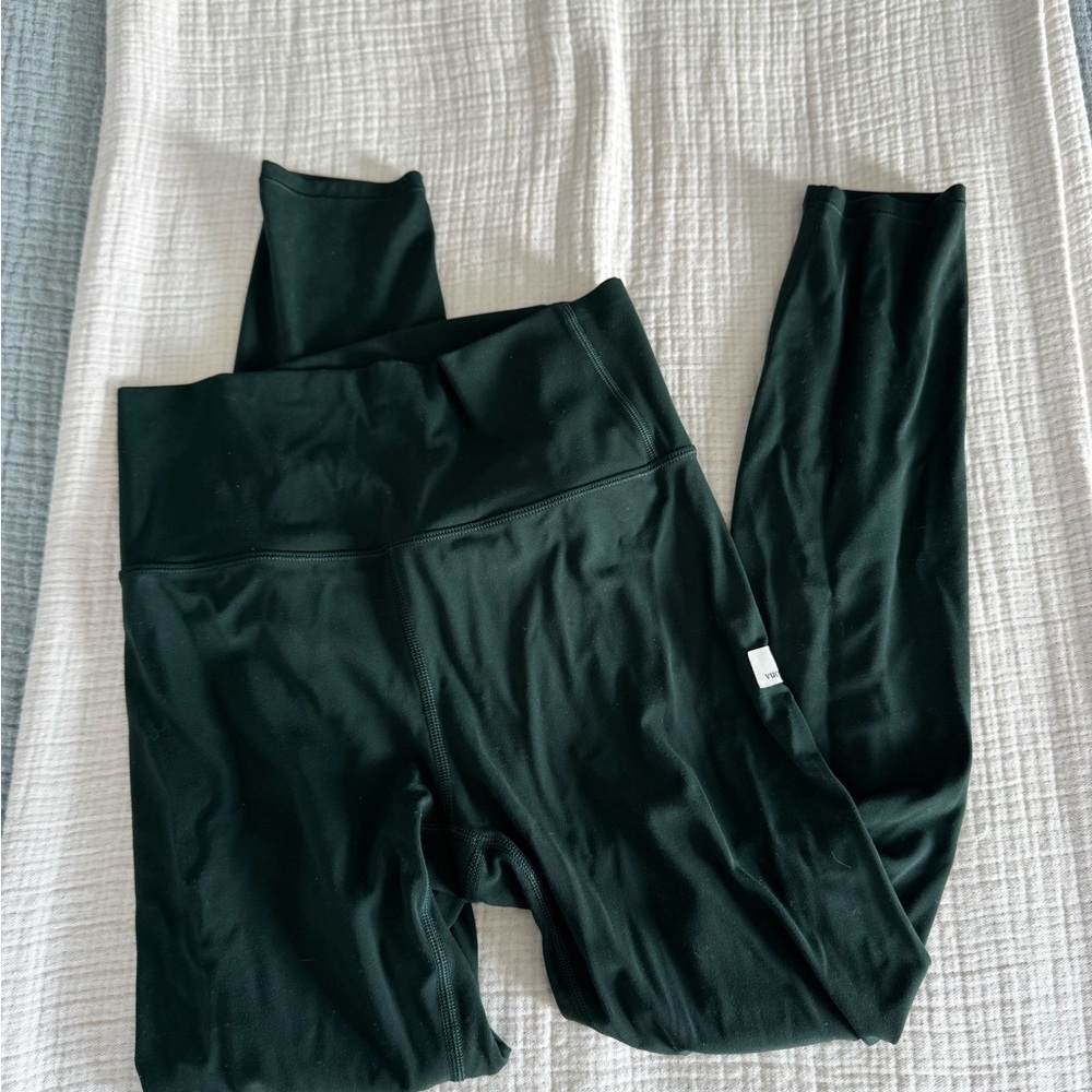 Vuori High Waisted Dark Green Leggings